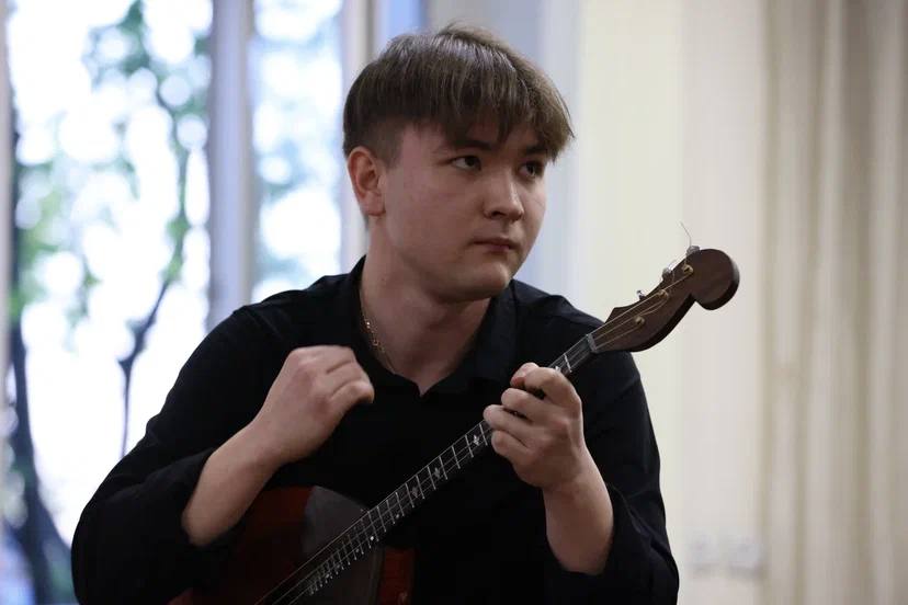 Антон Статиенко